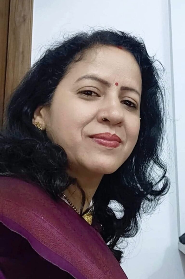 जब अपनों ने अपनाना छोड़ दिया – रश्मि ममगाईं