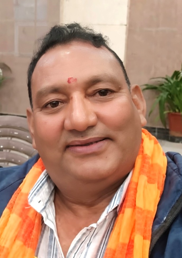  सपनों में सजा लूंगा तुमको – नरेश चन्द्र उनियाल