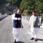 मुख्यमंत्री ने रुद्रप्रयाग में पुल-सुरंग परियोजना एवं संगम लाइब्रेरी का किया अवलोकन